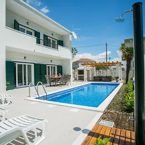 Villa Iva
